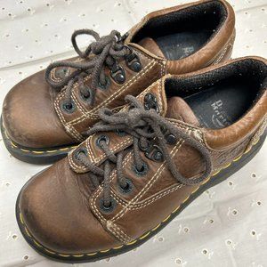 Vintage Doc Marten Lace up shoes